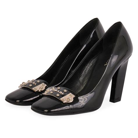 prada patent leather front buckle pumps|Prada calzature donna heels.